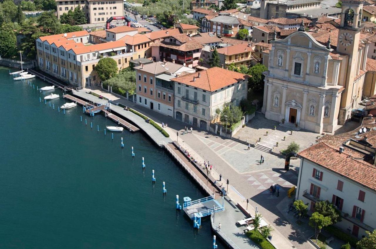 In Riva Al Lago Di Iseo Dependance Primo Piano Мароне Экстерьер фото